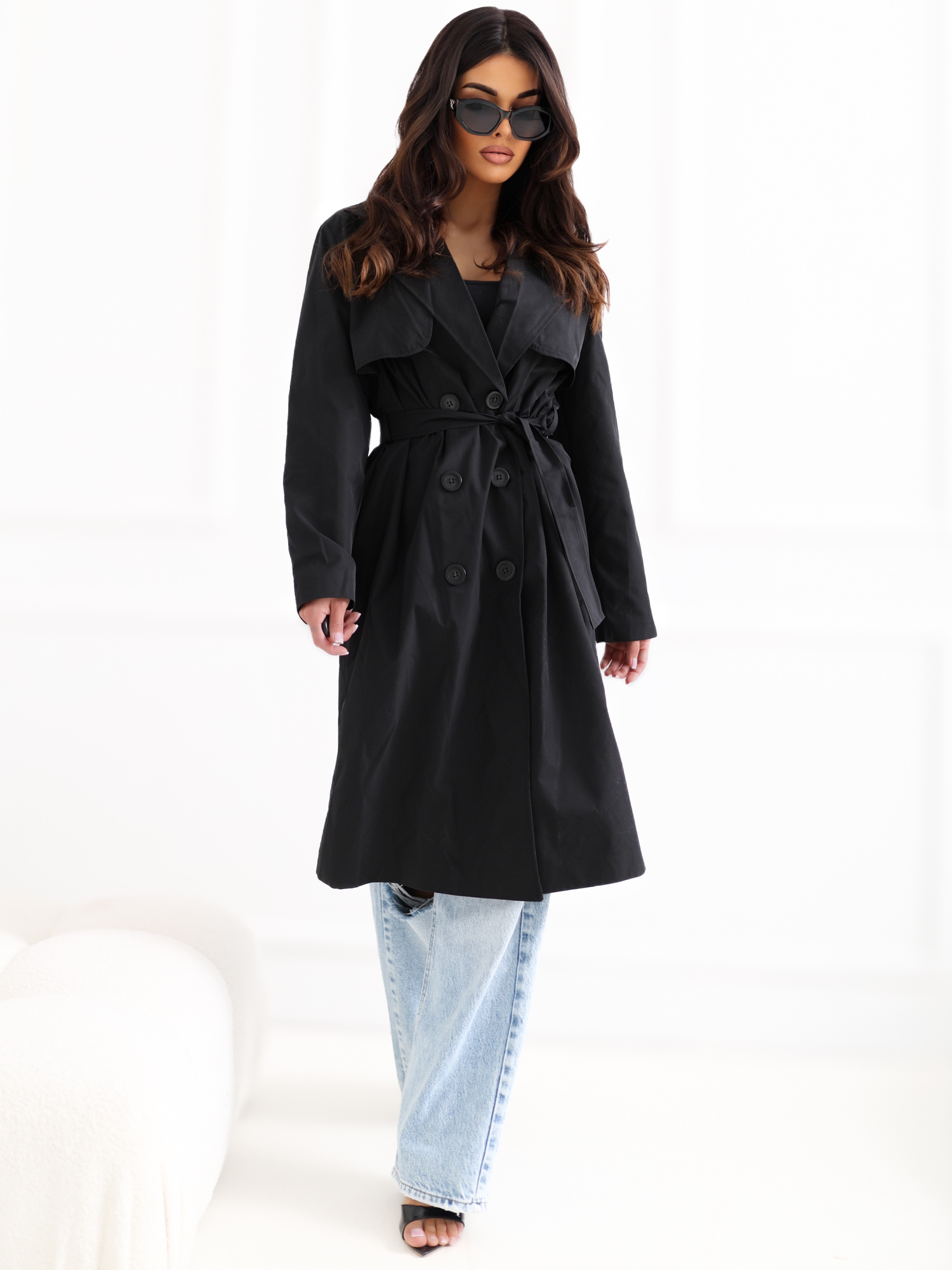 Czarny przejściowy trencz z kieszeniami RUE PARIS