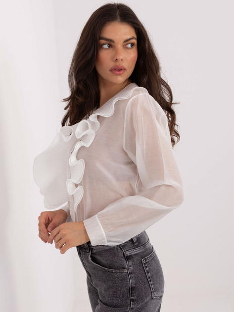 Biała elegancka koszula z plisowaniem