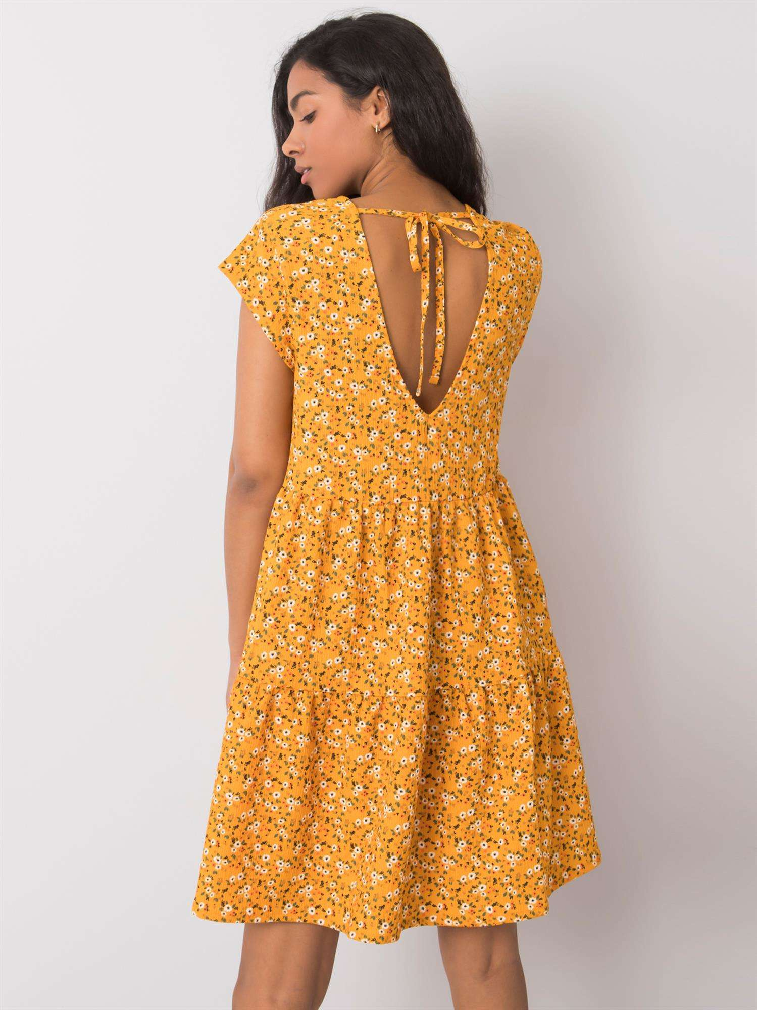 Gelbes Oversize-Kleid Eve STITCH & SOUL.