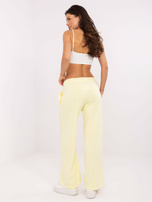 Helle gelbe Basic Jogginghose mit Bindung.