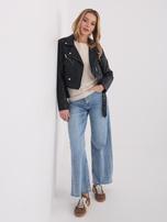 Jasnobeżowy damski sweter z krótkim rękawem 