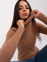 Hurt Ciemnocamelowy dopasowany sweter z golfem 