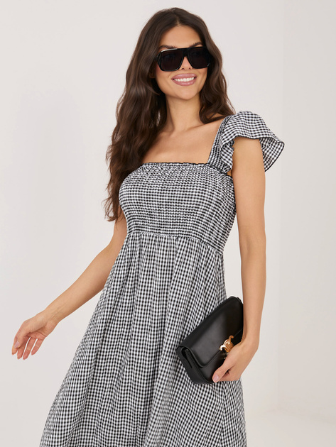 Czarna midi sukienka w kratkę