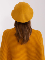 Hurtownia Musztardowy damski beret z aplikacjami