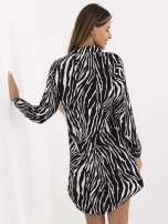Czarno-biała sukienka z motywem zwierzęcym RUE PARIS 