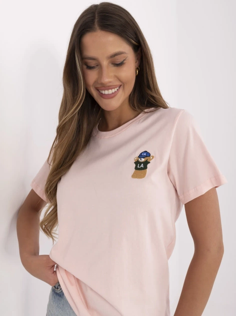 Jasnoróżowy damski t-shirt z haftem