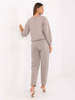 Fango zweiteiliger Set mit Kapuzenloser Sweatshirt.