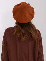 Hurtownia Jasnobrązowy damski beret z dzianiny