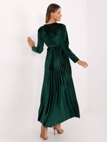 Dark green evening dress with a tie.