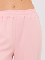 Pastelowy różowy damski komplet z miękkiego materiału