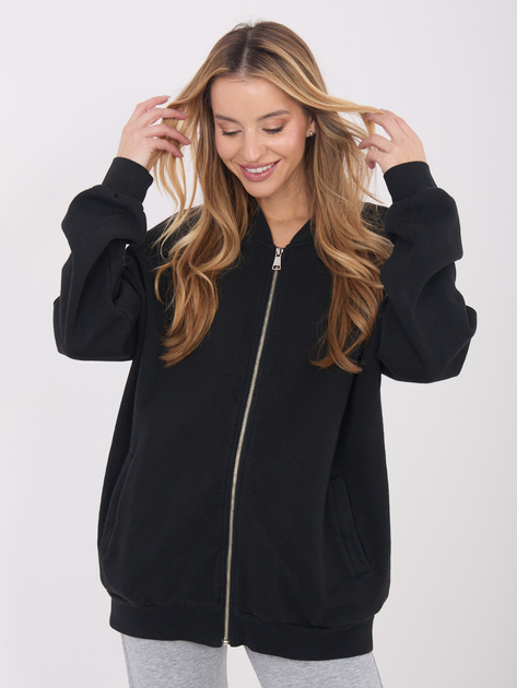 Czarna rozpinana bluza o kroju bomberki