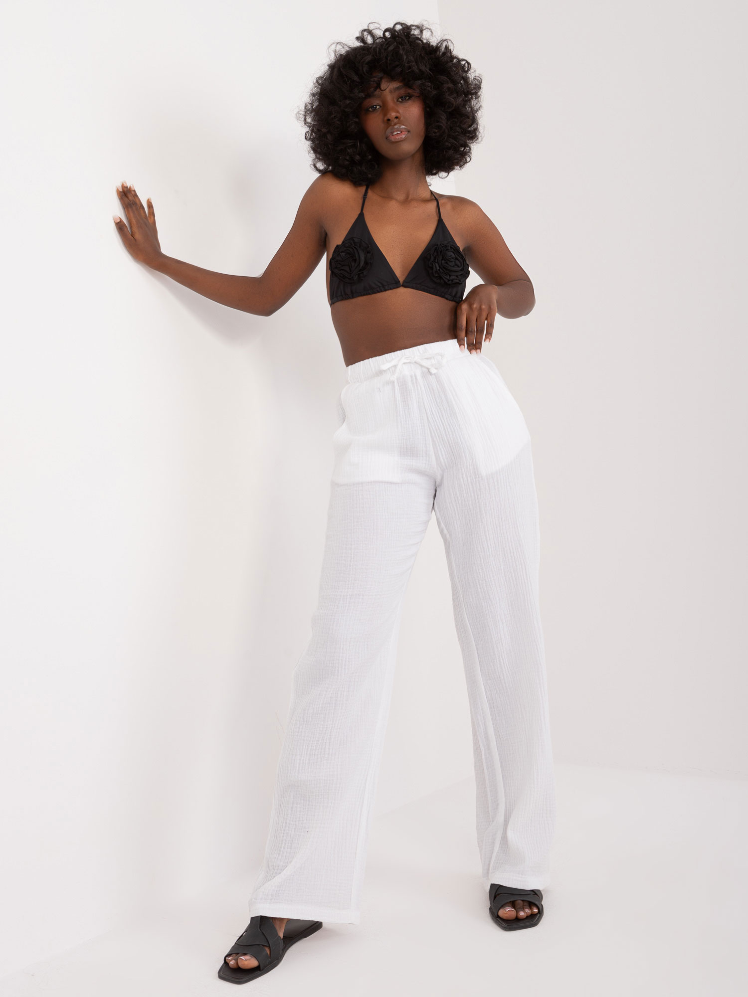 White summer pants made of muslin cotton SUBLEVEL.