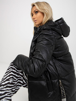 Hurtownia Czarna zimowa kurtka z ekoskóry z pikowaniem