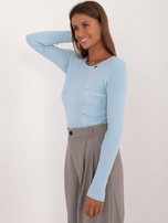 Hurtownia Jasnoniebieski dopasowany sweter klasyczny