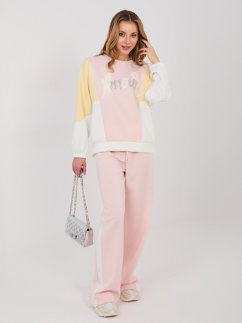 Pastelowy różowy komplet z wypukłym napisem RUE PARIS