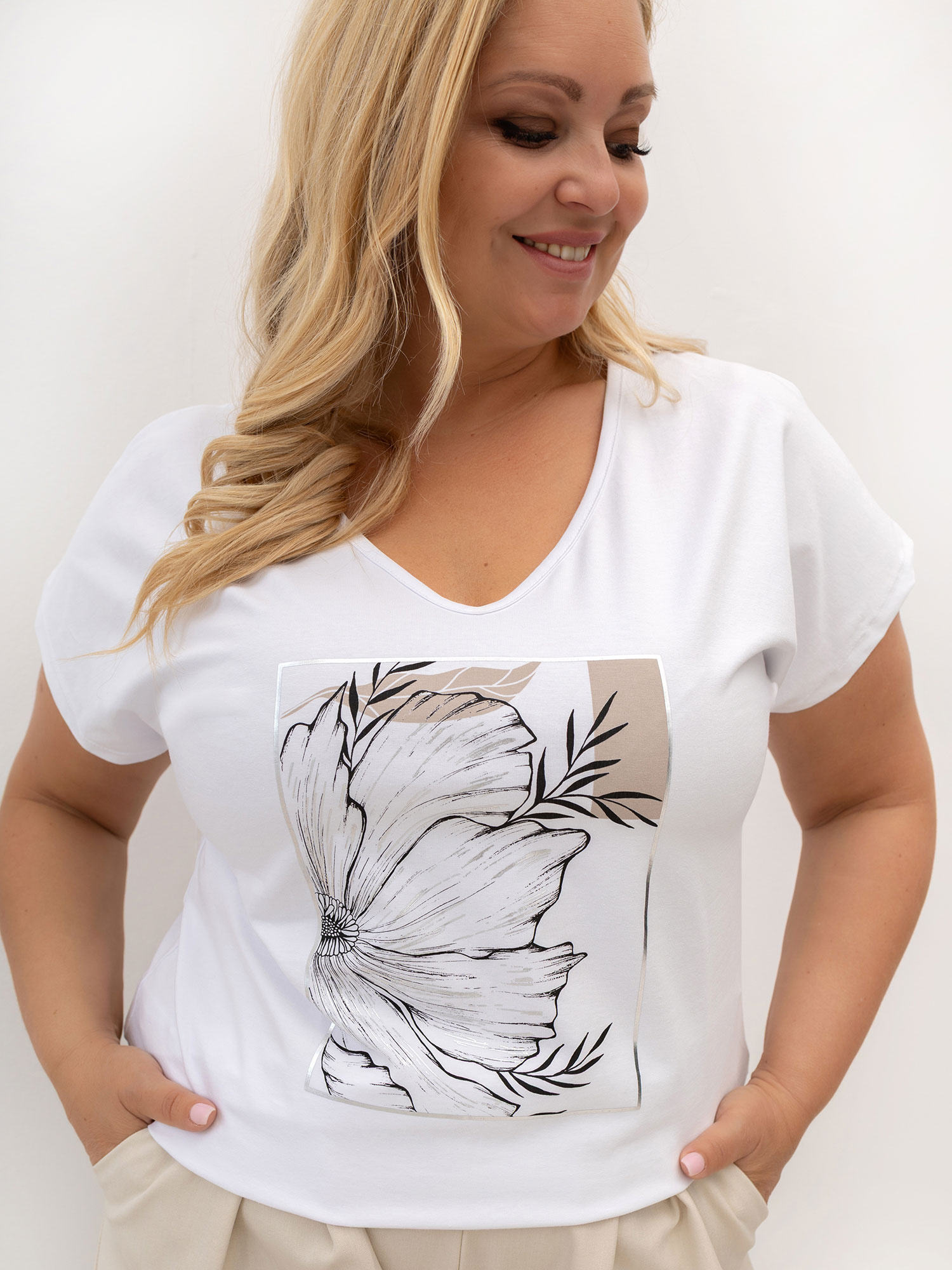 T-shirt biały