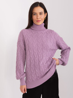 Light purple turtleneck sweater with viscose.