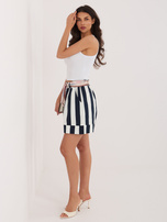 Ecru-granatowe szerokie szorty w paski