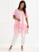 Jasnoróżowa letnia bluzka z haftem