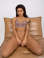 Camelowe spodnie damskie z ekoskóry Porto