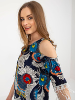 Hurt Granatowa letnia bluzka z nadrukiem i frędzlami