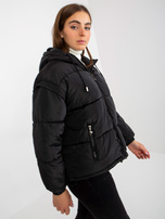Großhandel Schwarze Winterjacke 2in1 mit abnehmbaren Ärmeln.