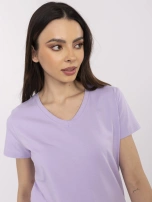 Liliowy t-shirt z dekoltem V BASIC FEEL GOOD