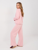 Pastelowy różowy damski komplet z miękkiego materiału