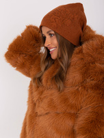 Hurt Jasnobrązowa czapka zimowa z aplikacją 