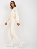 Hurtownia Jasnobeżowy komplet casualowy ze spodniami