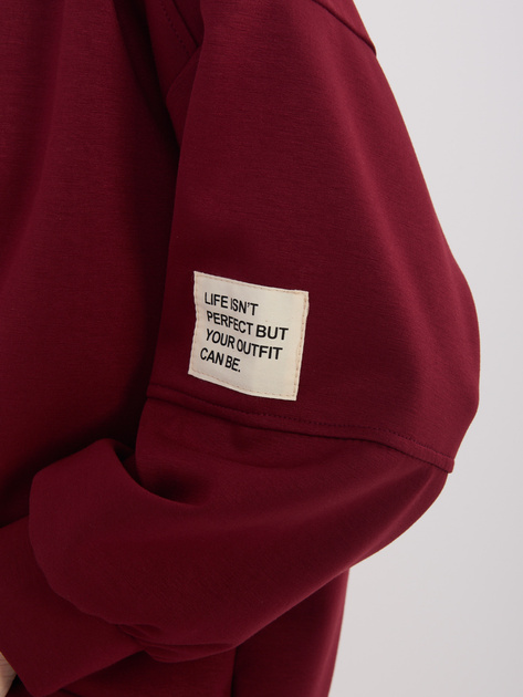 Bordowy komplet ze spodniami joggerami