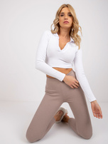 Biała krótka bluzka prążkowana Flores RUE PARIS