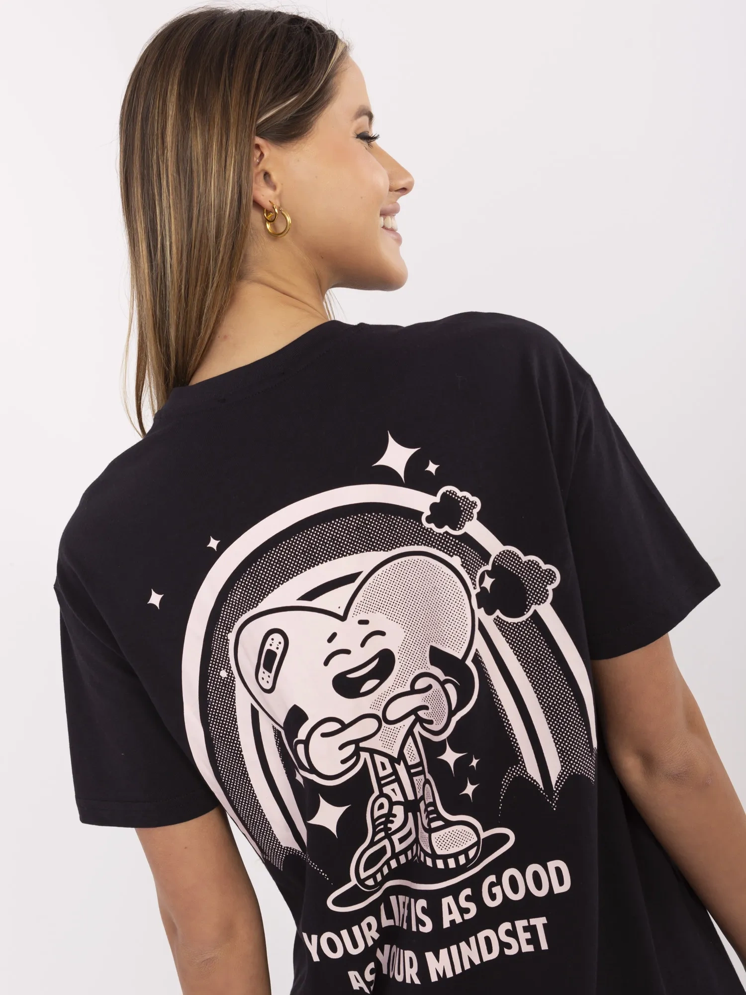 Grafitfarbenes Baumwoll-T-Shirt mit SUBLEVEL-Druck.