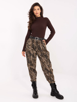 Khaki women's camouflage pants with pockets.