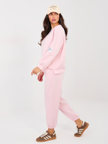 Jasnoróżowy casualowy komplet ze spodniami 