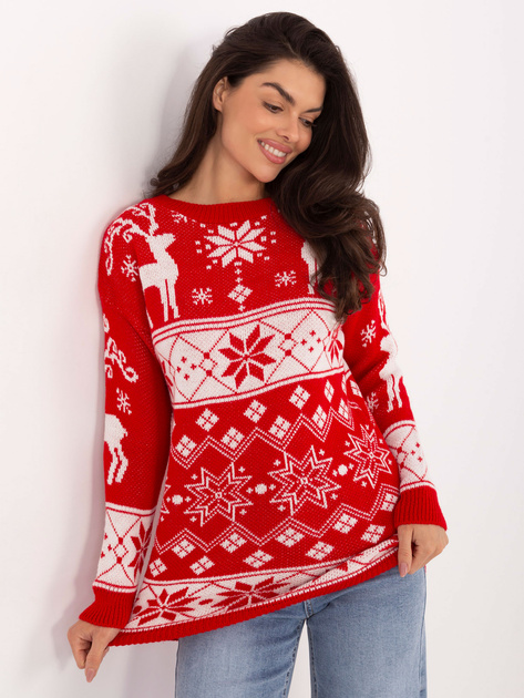Czerwony długi sweter w renifery 