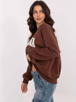 Hurtownia Brązowa damska bluza oversize z napisem