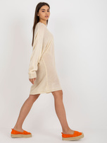 Hurtownia Jasnobeżowa luźna sukienka dzianinowa na lato