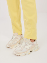 Żółty komplet ze zwężanymi nogawkami RUE PARIS 