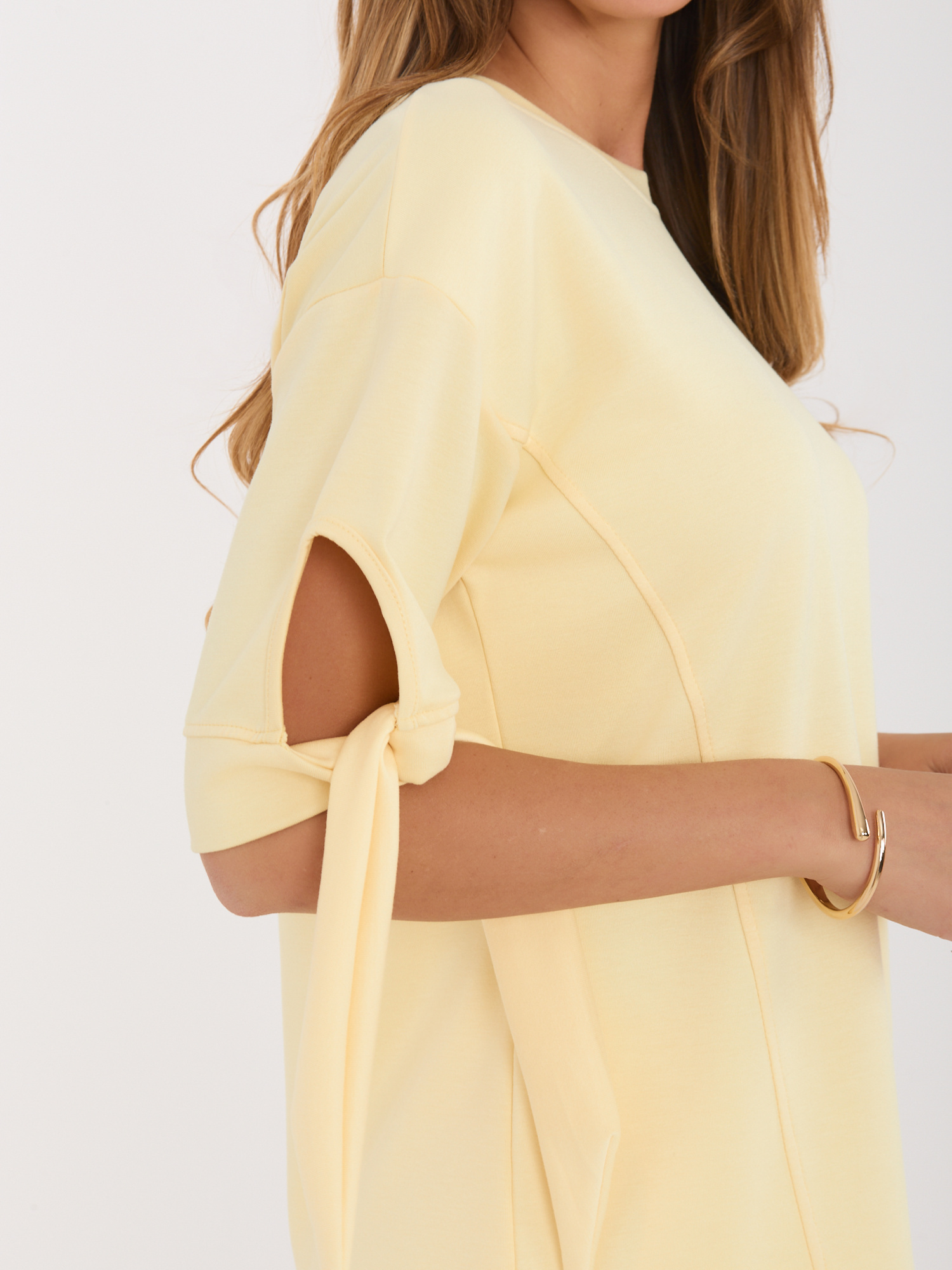 Jasnożółty damski komplet z szerokimi spodniami