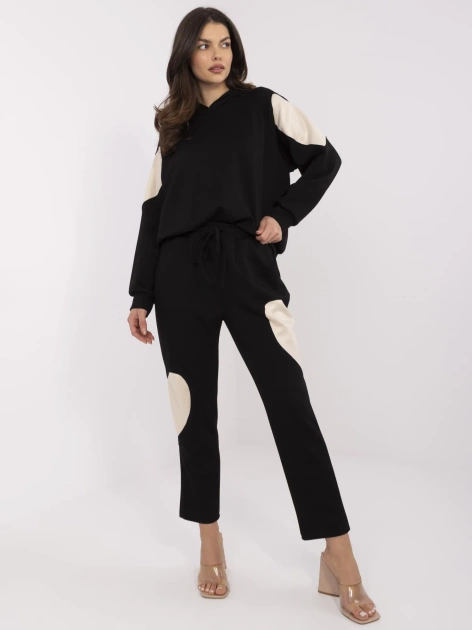 Hurt Czarny damski komplet z naszywkami w serca