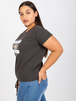 Khaki bawełniany t-shirt plus size z nadrukiem 