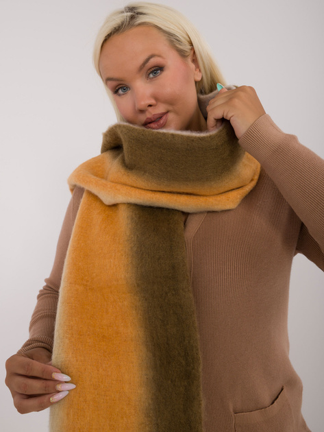 Hurtownia Khaki-szary ombre szal damski z dzianiny z frędzlami