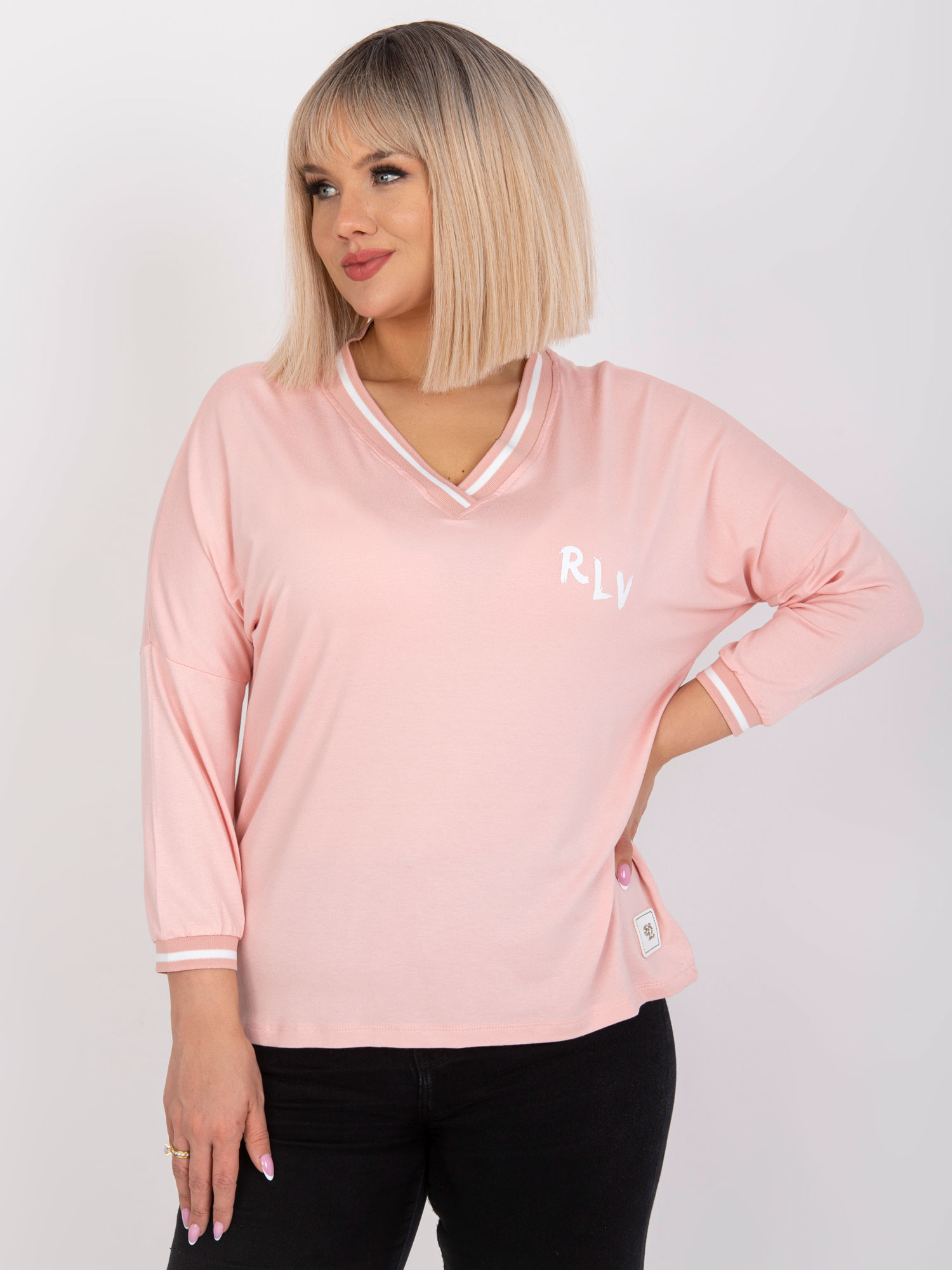 Svetlorozová asymetrická blúzka plus size Marianna.