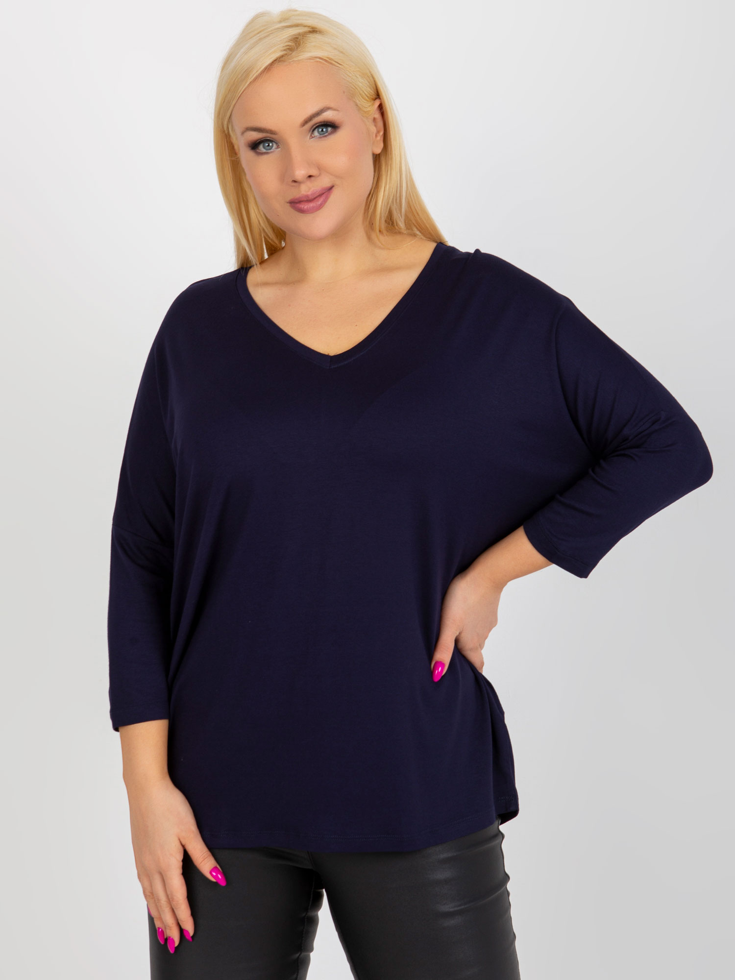 Granatowa bluzka plus size basic z wiskozy