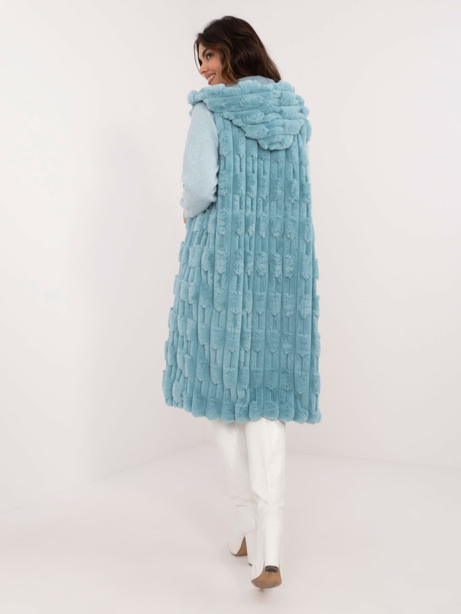 Mint Wholesale Women's Faux Fur Vest