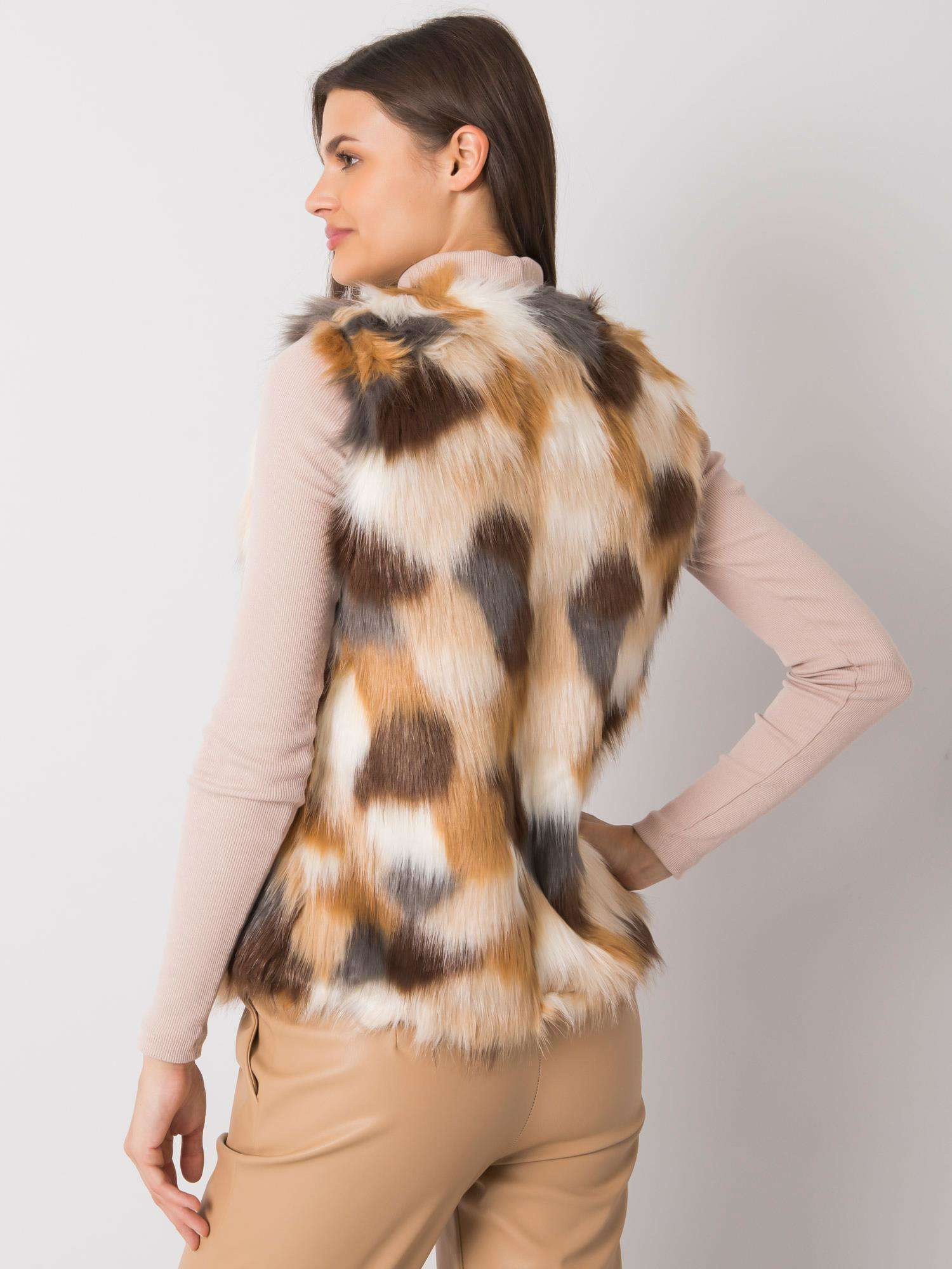 Dillie Beige Faux Fur Vest