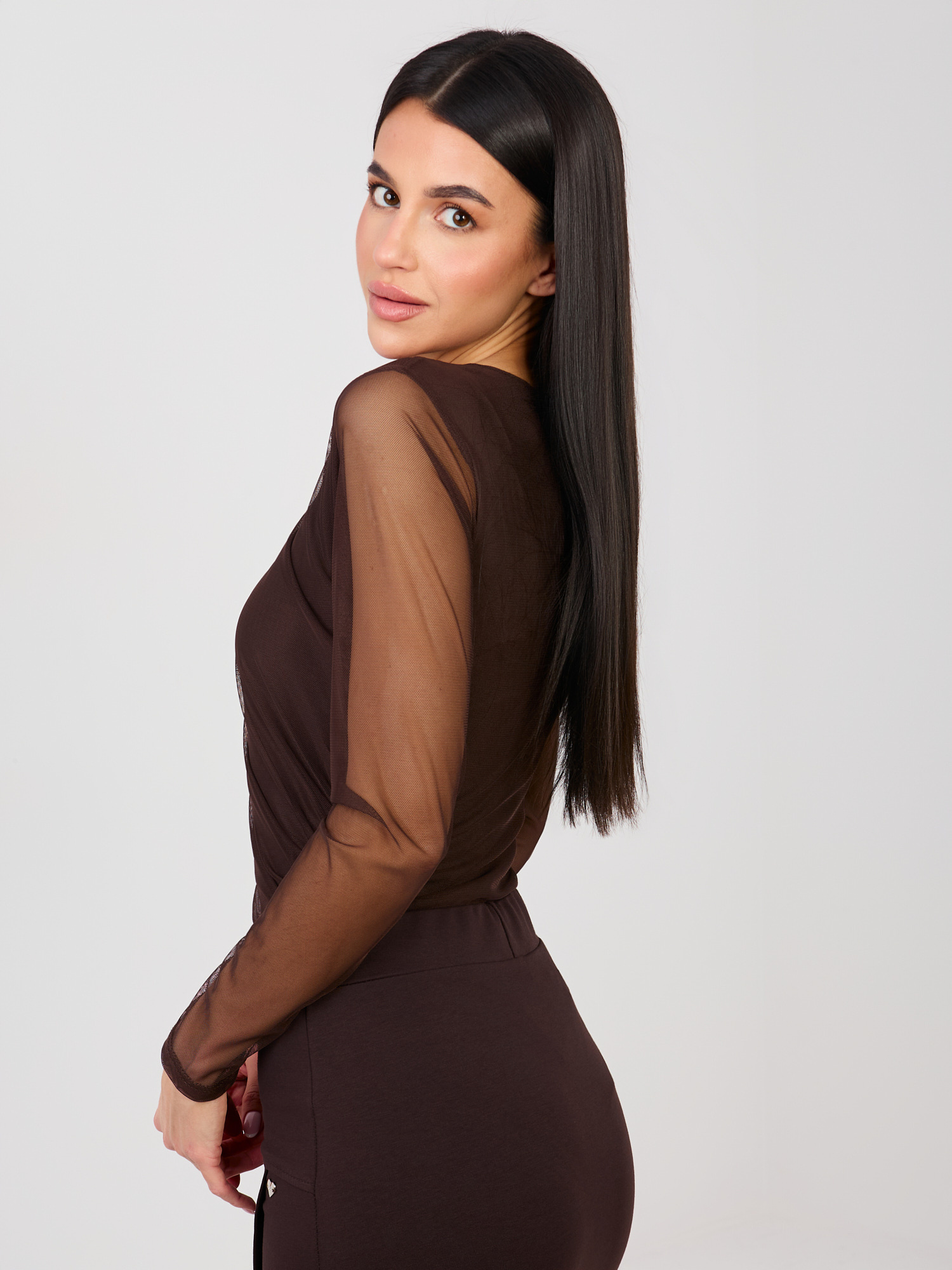Body ciemny brązowy