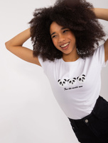 Hurt Biały damski t-shirt z aplikacją BASIC FEEL GOOD