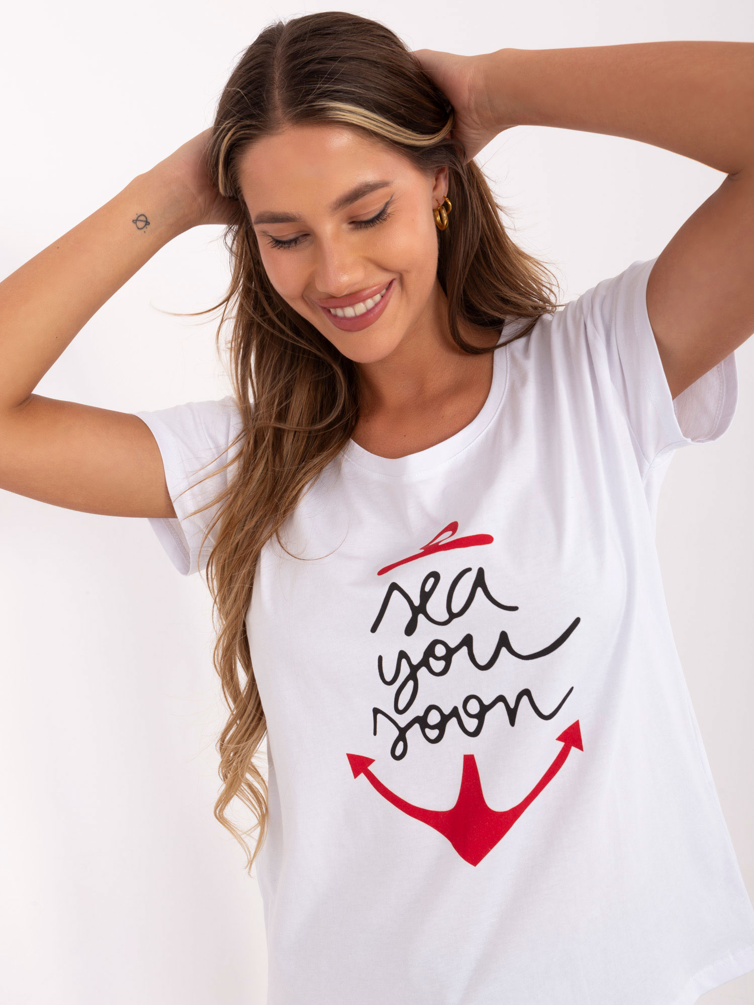 Biały t-shirt z letnim nadrukiem Silva